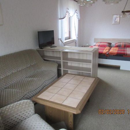 Ferienwohnung "Romaker" Jeersdorf Ngoại thất bức ảnh